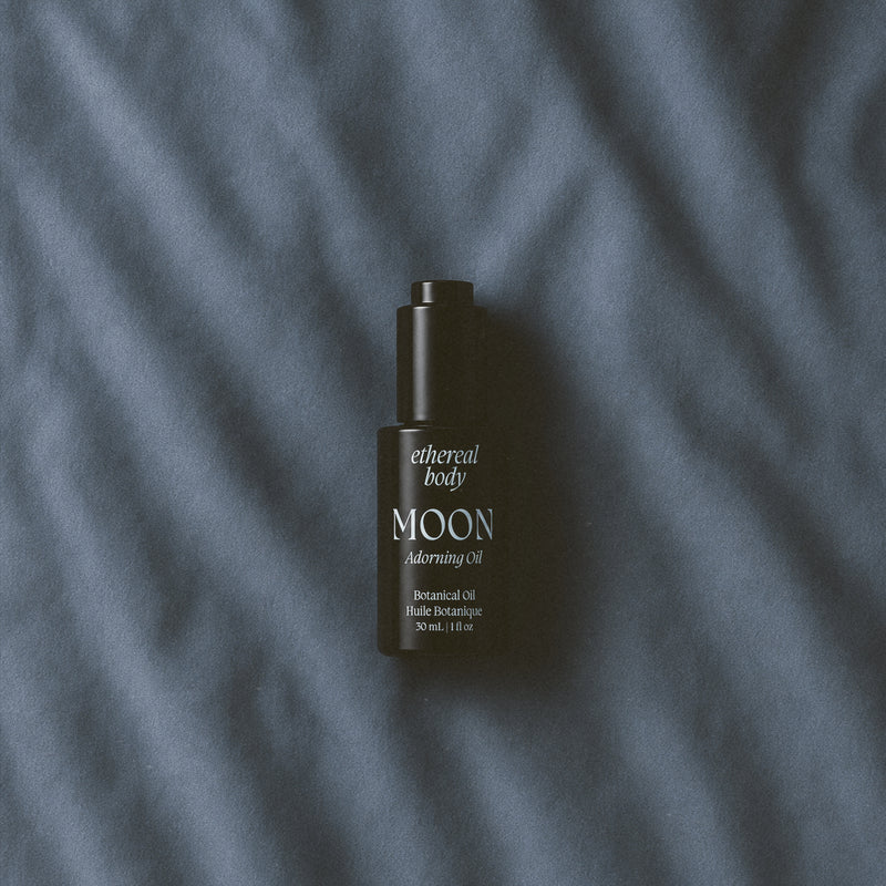 Moon Adorning Oil